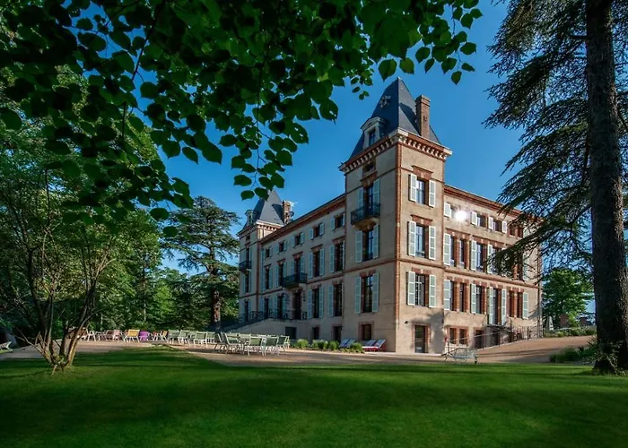 Chateau De Fiac - Hotel & Spa