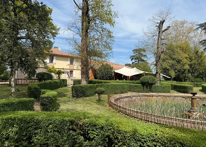 Les Boissieres, Hotel Restaurant De Charme, 15Min Montauban Et Gorges De L'Aveyron